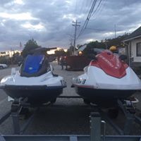 Red Jet Ski.  We have two skis. You are choosing the date, 1 or 2 hours and leave time for only ONE jet ski. If you need a second ski you will need to add the Blue Jet Ski to your cart. Please do not adjust the quantity button.